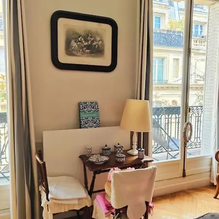 Familial -trocadero Daire *